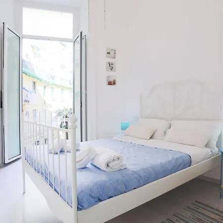 Guesthost - New Start Panoramic * Νάπολη