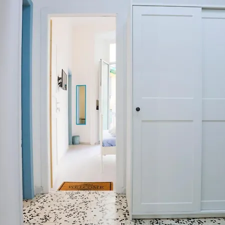 Guesthost - New Start Panoramic Διαμέρισμα *